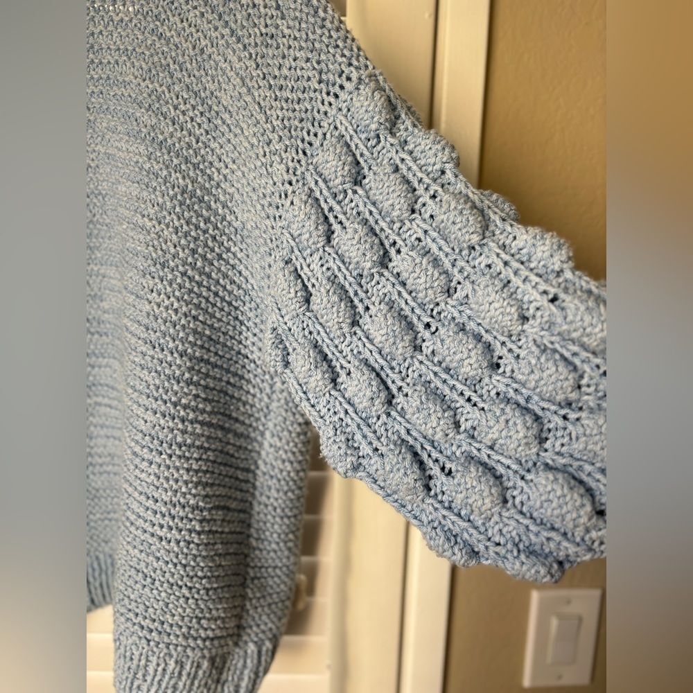 Woolen Hand Crafted exclusive sweeter - Picture 4 of 6